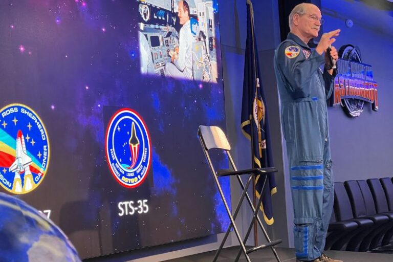 Things to do at Kennedy Space Center – Chat with an Astronaut