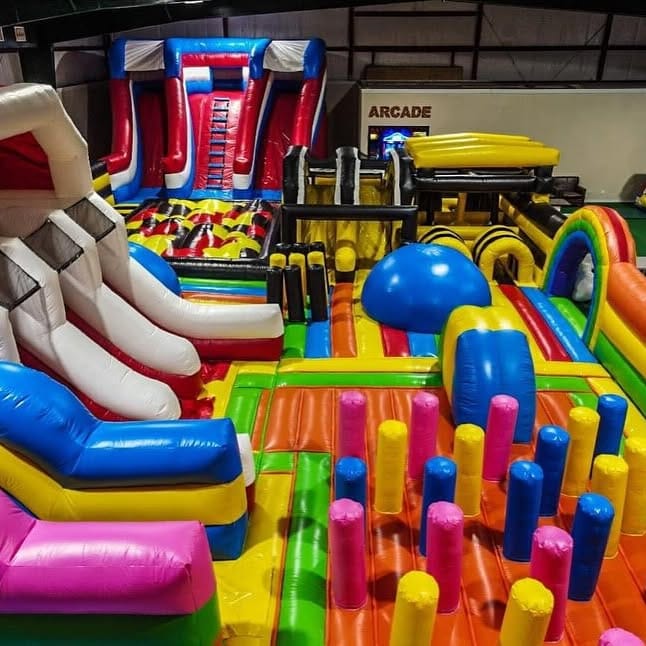 indoor inflattables and arcade in lake county jungle zone