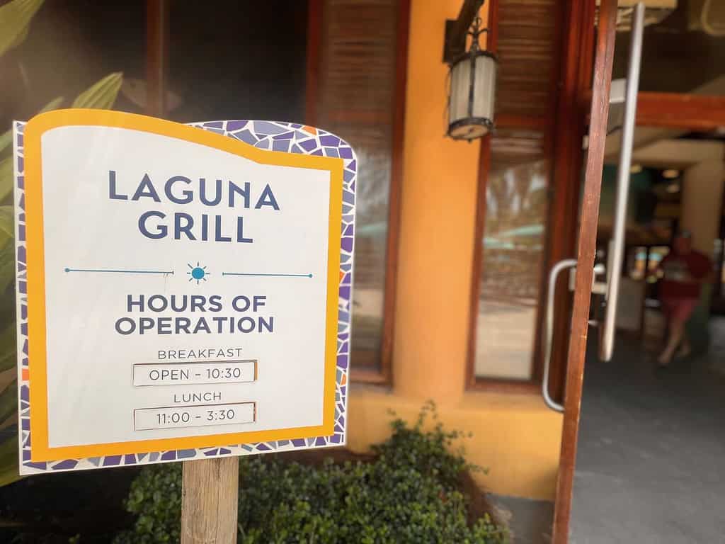 Discovery Cove laguna grill sign