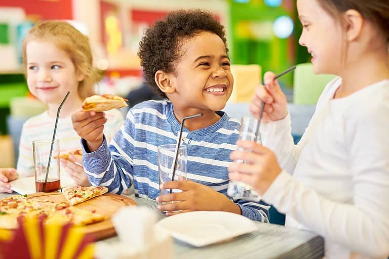 15+ Restaurants Where Kids Eat Free in Orlando