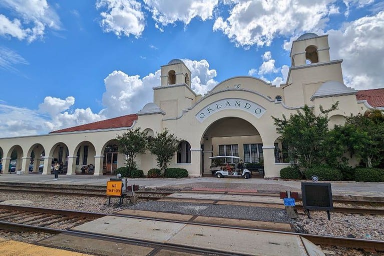 Take The Train From Orlando And Avoid The Summer Airport Crowds