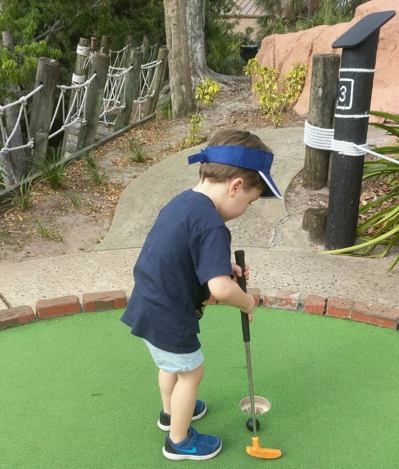 Orlando Mini Golf with Kids 