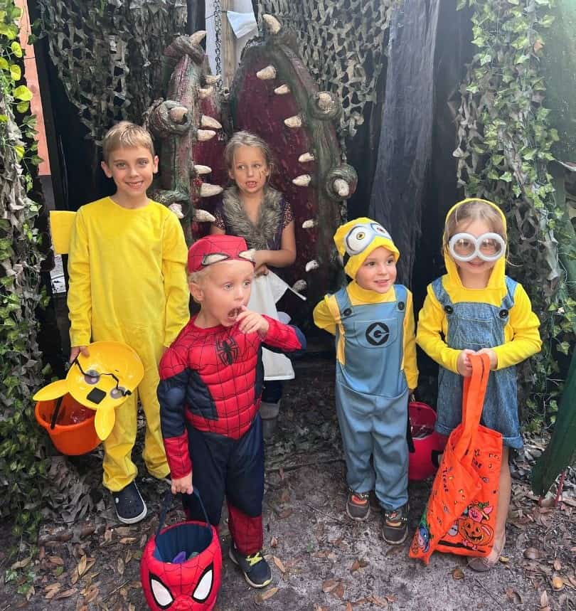 kids trick or treating at petrified forest altamonte springs, florida