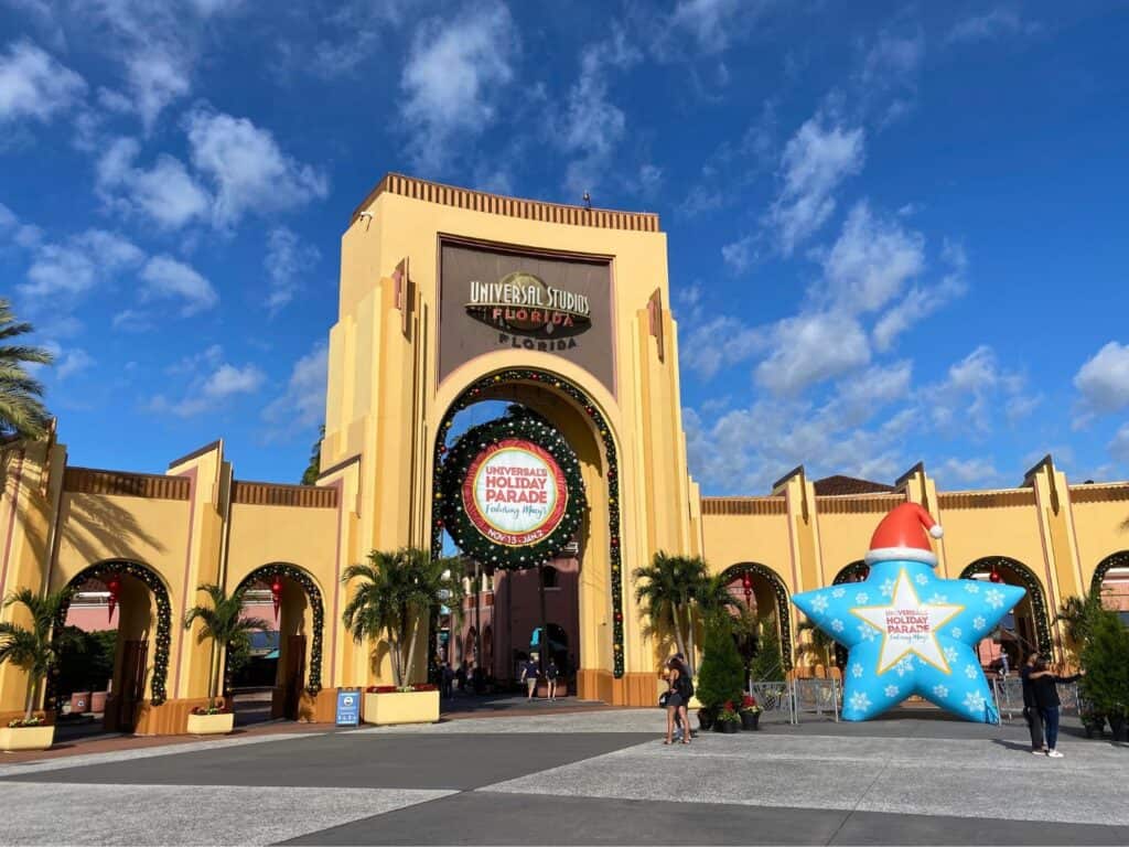 macy's holiday parade balloons at Entrance to Universal Studios Florida from Universal CityWalk 