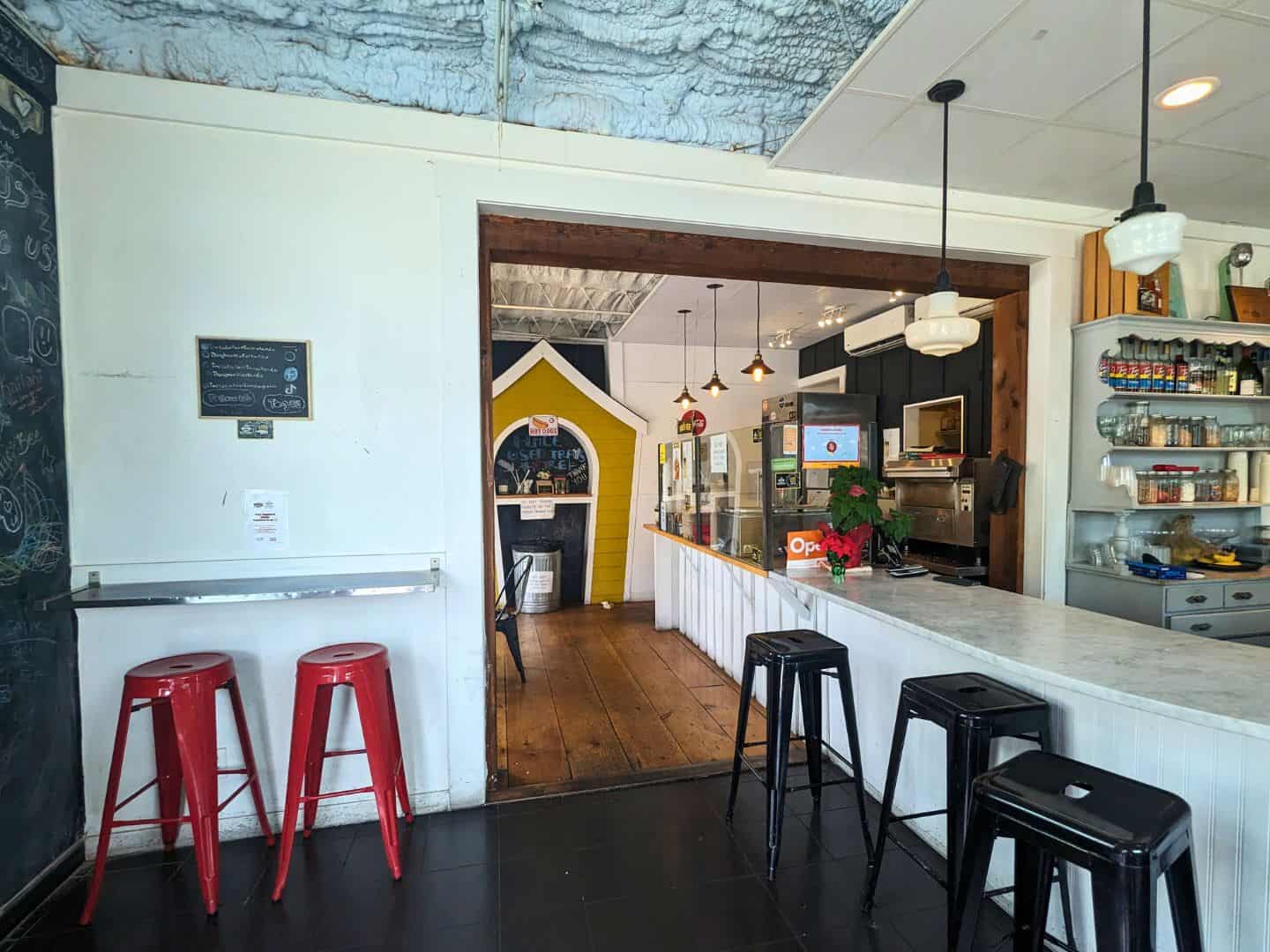 12 Orlando Diners and Family Restaurants for Hot Dogs, Burgers