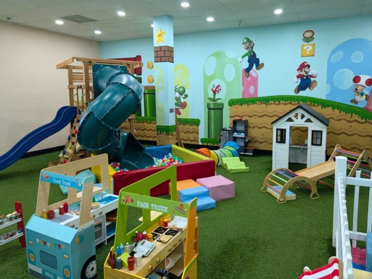 6 Kid-Friendly Orlando Coffee Shops to Refuel and Relax