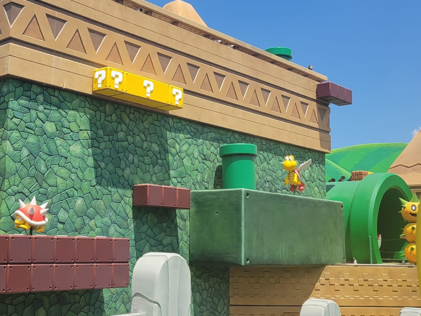 Take in the colorful, nostalgic sights in SUPER NINTENDO WORLD - image by Kelly Lamano Diaz