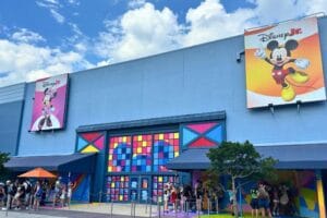 Get Animated entrance and chip n dale greet Cool Kid Summer at Disney's Hollywood Studios - image by Dani Meyering