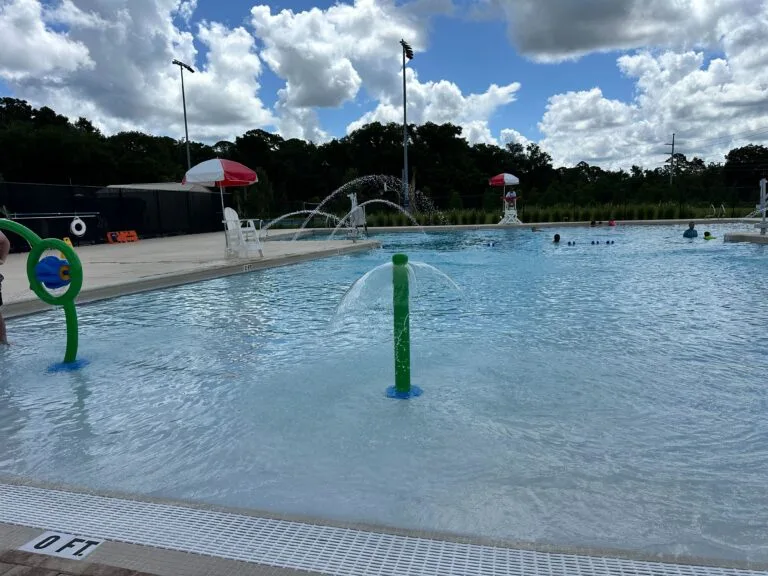 Wirz Park Casselberry pool shallow play area - image by Dani Meyering