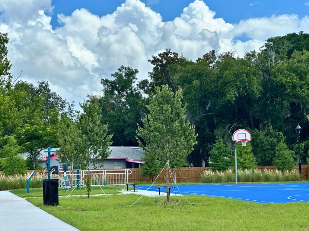Wirz Park basketball court and exercise equipment - image by Dani Meyering