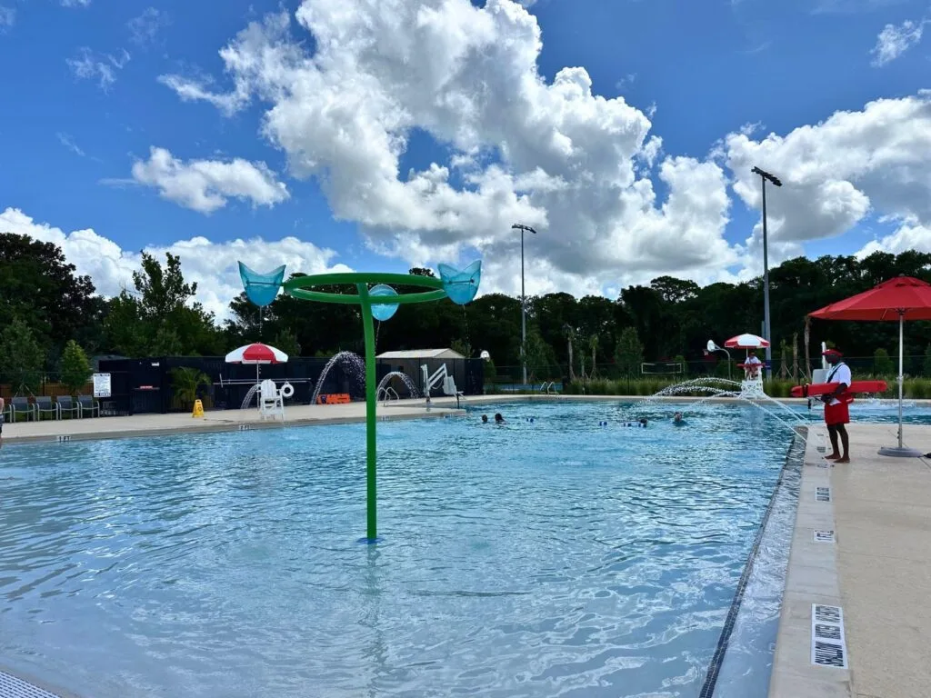 Wirz Park pool shallow play area - image by Dani Meyering