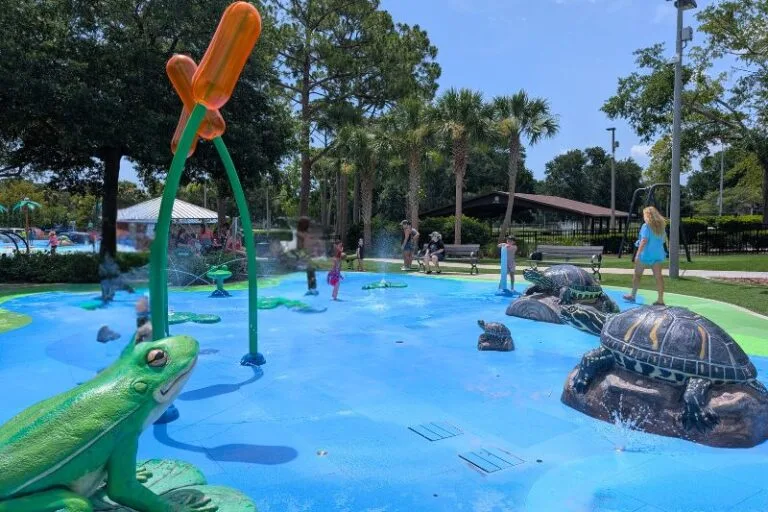 James Holland Park Splash Pad for young kids day trip from Orlando - image by Maria DiCicco