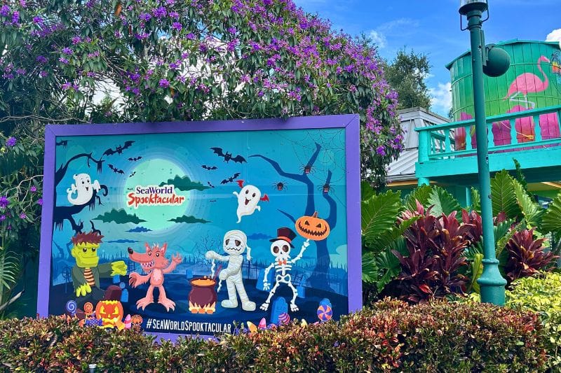 Sign for SeaWorld Orlando Spooktacular - image by Dani Meyering