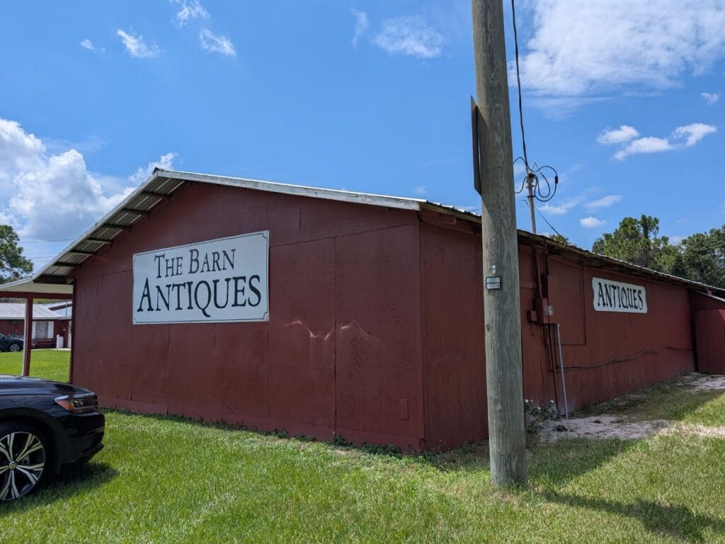 Kid Friendly Restaurant near Orlando Back Porch The Barn Antiques - image by Maria DiCicco