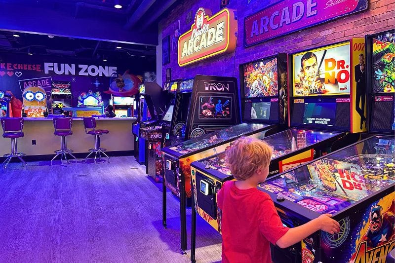 Mystery Fun House Arcade Orlando pinball and retro games - photo by Dani Meyering