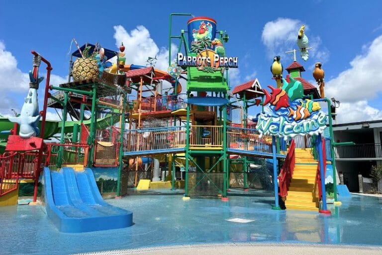 Parrot's Perch Slides CoCo Key - image by Dani Meyering comp