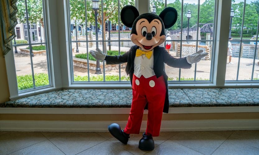 New photo opportunities at participating Walt Disney World hotels for Cool Kids' Summer
