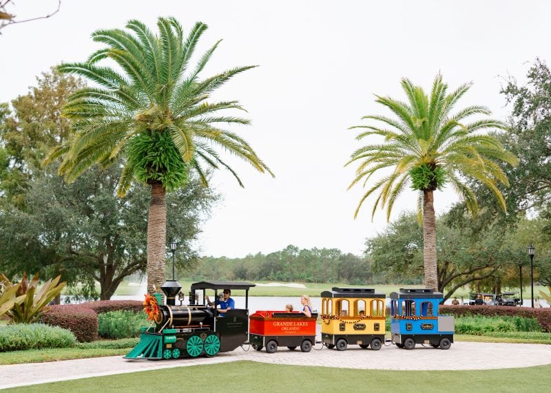 Grand Lakes Orlando is hosting fun family events to celebrate Fall in Orlando this year