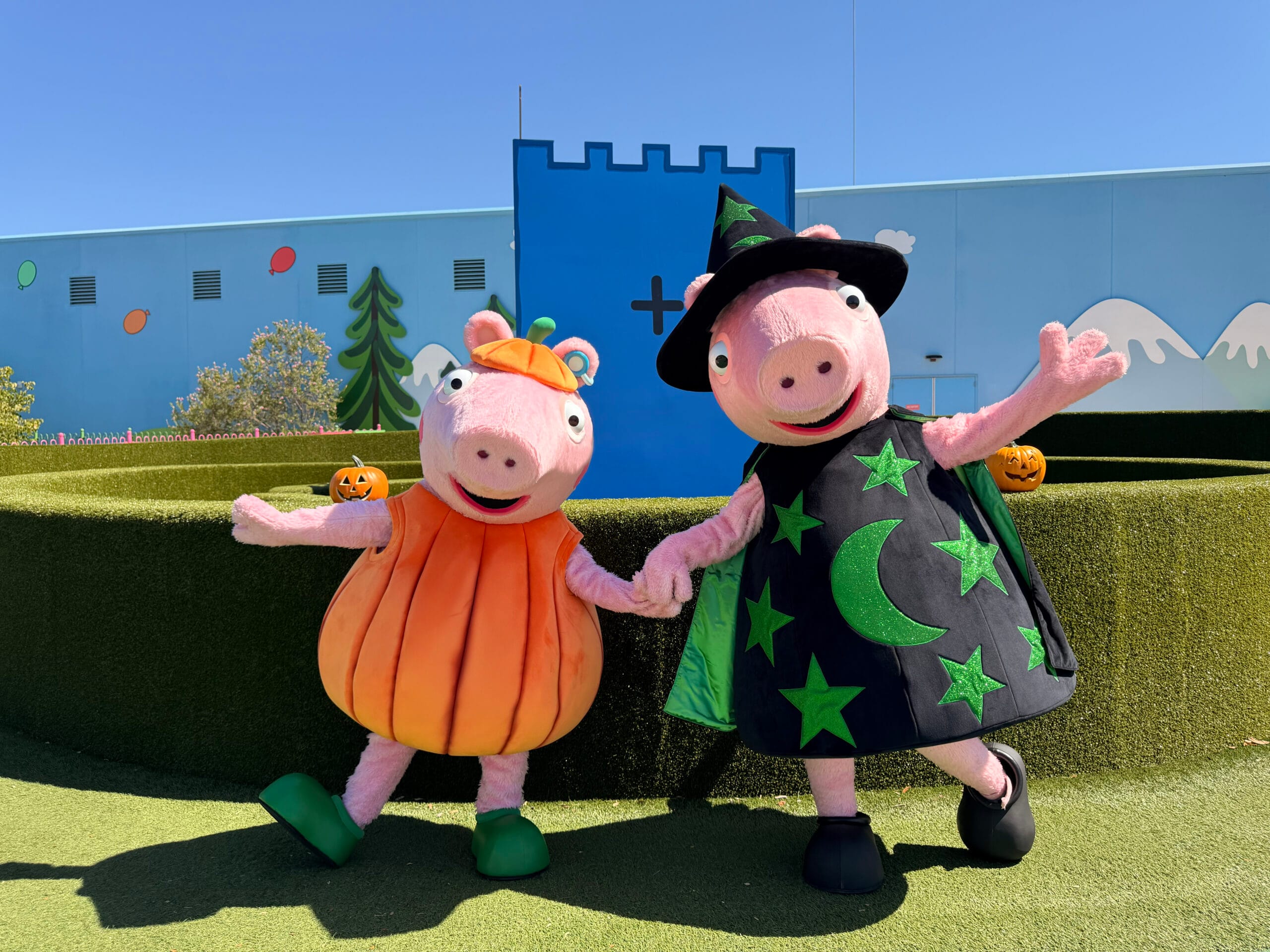 Peppa and George at Peppa’s Halloween Party