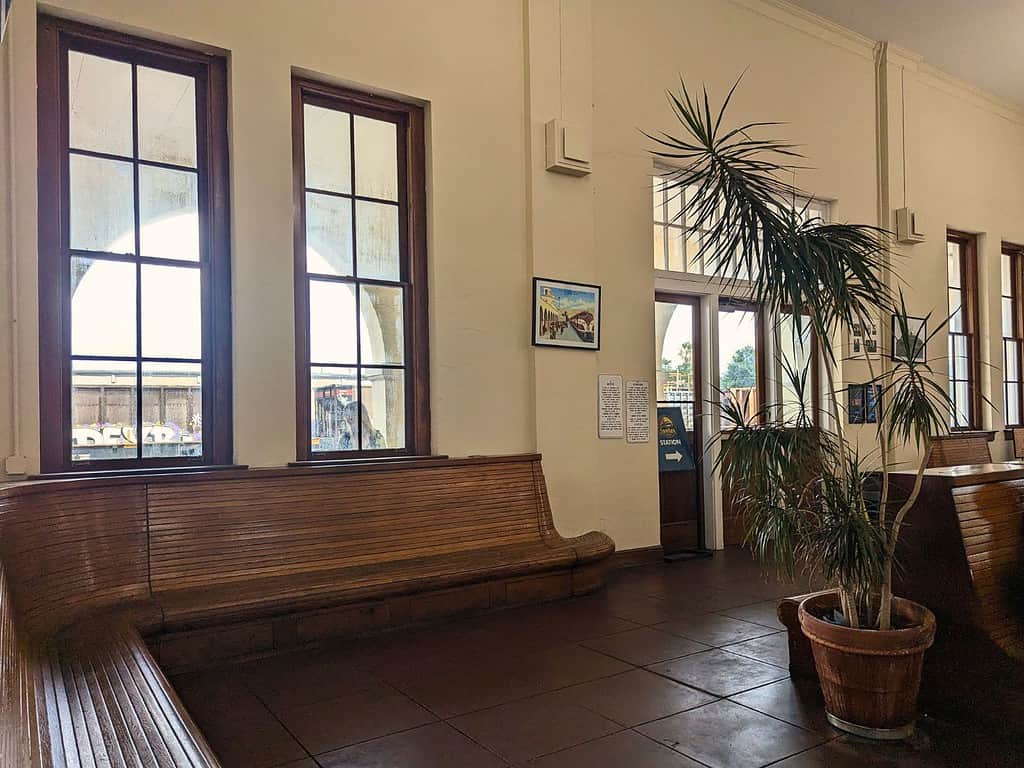 Orlando-Train-Station-Waiting-Area-Maria-DiCicco - Orlando Parenting Magazine Orlando Train Station Waiting Area