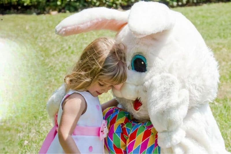 Best Places to Meet the Easter Bunny in Orlando With Kids 2024