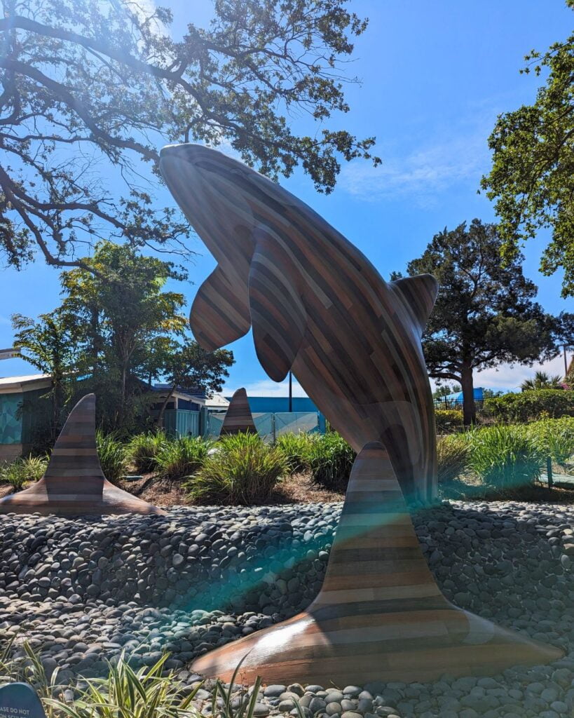 Shamu Sculpture outside the Orca Encounter at SeaWorld Orlando