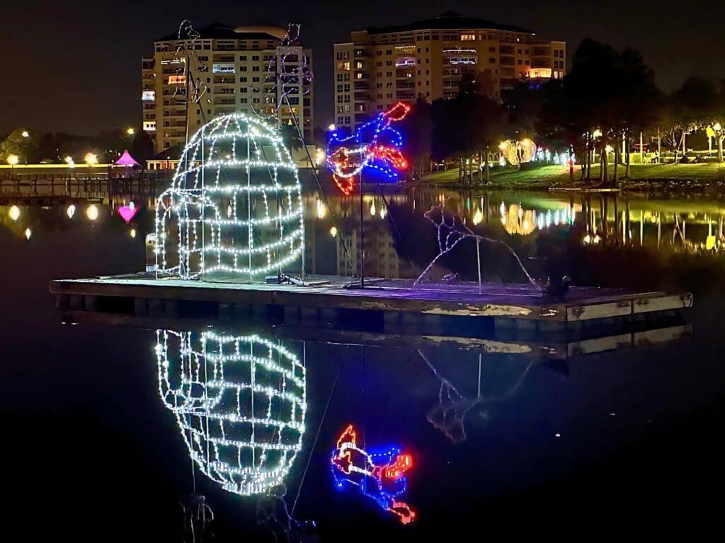 Igloo and Penguin Christmas Lights at Cranes Roost Park 